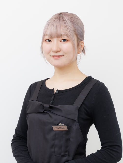 スタイリスト NARUMI